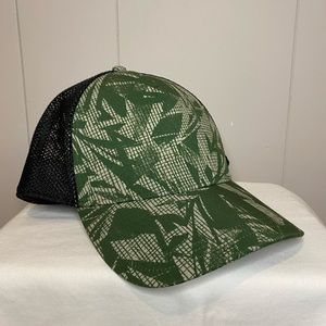 Lululemon Men’s hat